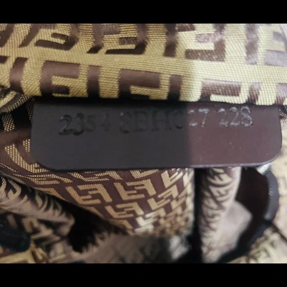 Fendi Tote. Shopping Grande Zucchino Toro.